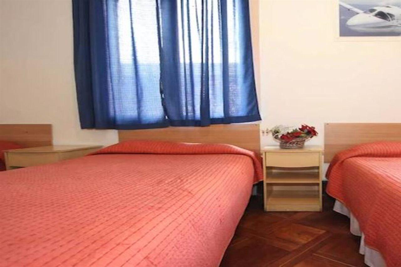 Hotel Londres 35 圣地亚哥 外观 照片